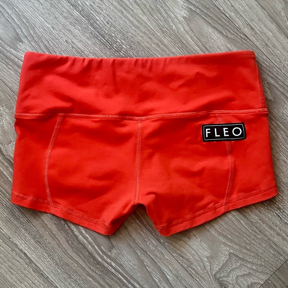 Fleo | LRC Shorts